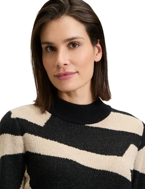 Betty Barclay coltrui 5159-2858 Zwart Fashion