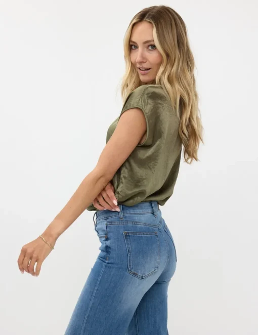 Esqualo t-shirts F24.15502 Groen Outlet