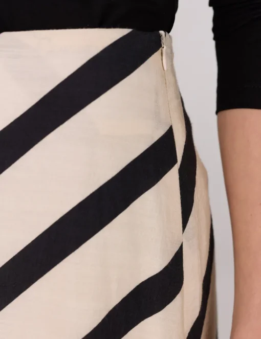 Juffrouw Jansen midi rok THIRZA SS25 Khaky beige Sale