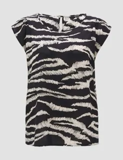 Opus t-shirts 2311712322100 Zwart Hot