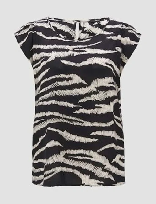 Opus t-shirts 2311712322100 Zwart Hot