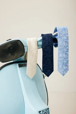 Tresanti stropdas TRTIIA272 Licht Blauw Clearance